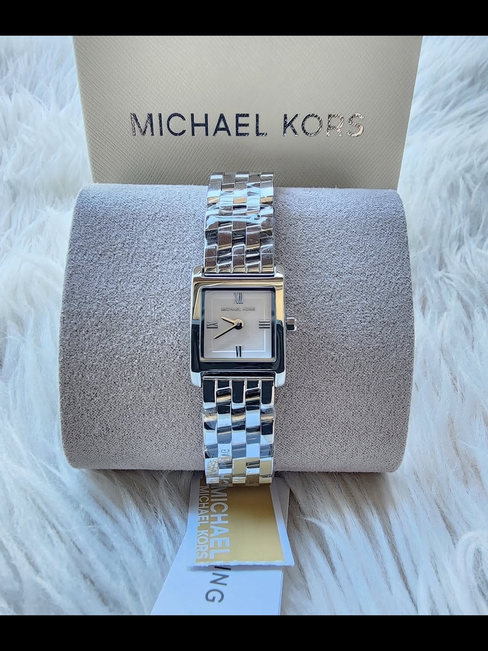 Michael Kors Women's Silver Link Bracelet Watch - Silver Dial Original Brand New